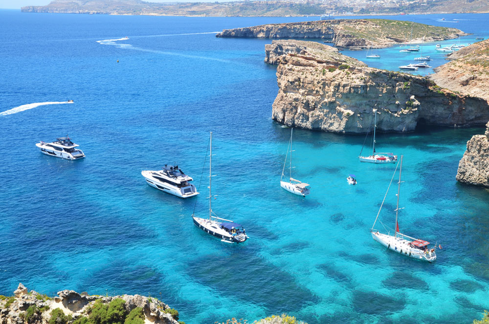 turquoise bay malta photo by boris hoekmeijer wpml expert.jpg